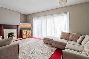 Living Room- click for photo gallery